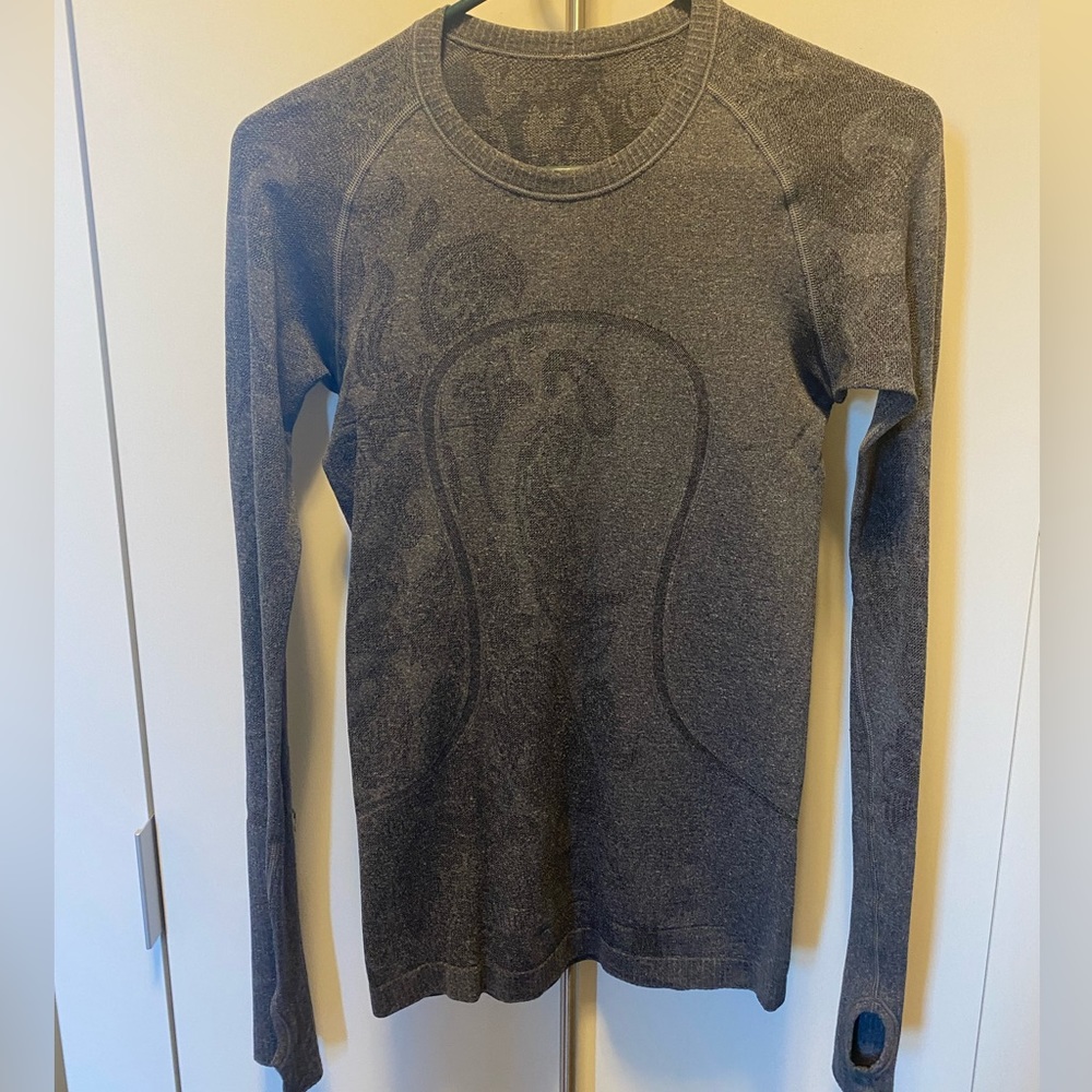 Lululemon Swiftly Tech Long Sleeve